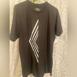 Men’s tee shirt
